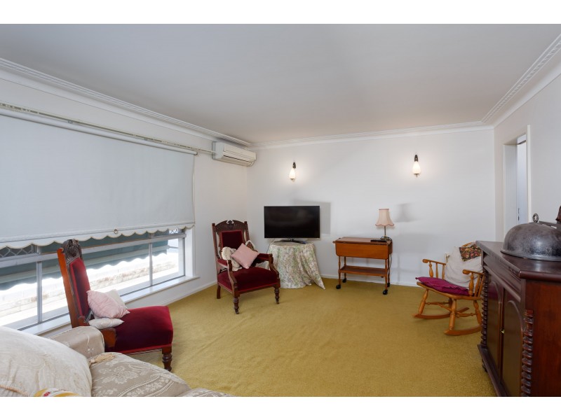 19 Vasey Street, Ashmont NSW 2650