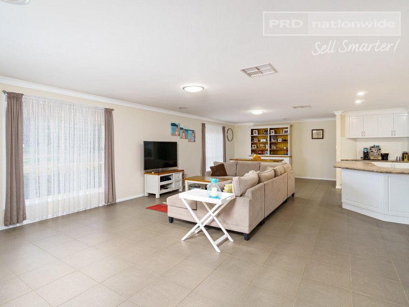 1 Senna Place, Springvale NSW 2650