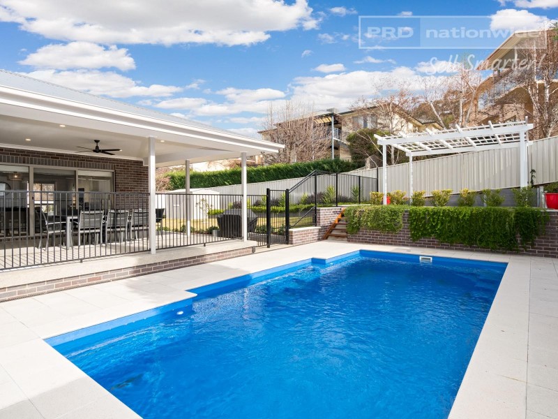 48 Amaroo Street, Kooringal NSW 2650