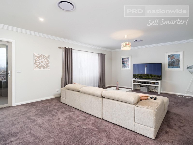 48 Amaroo Street, Kooringal NSW 2650