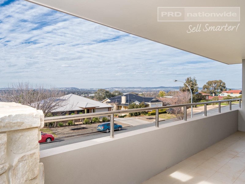 48 Amaroo Street, Kooringal NSW 2650