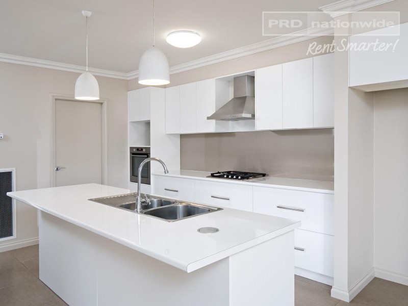 30 Flack Street, Boorooma NSW 2650