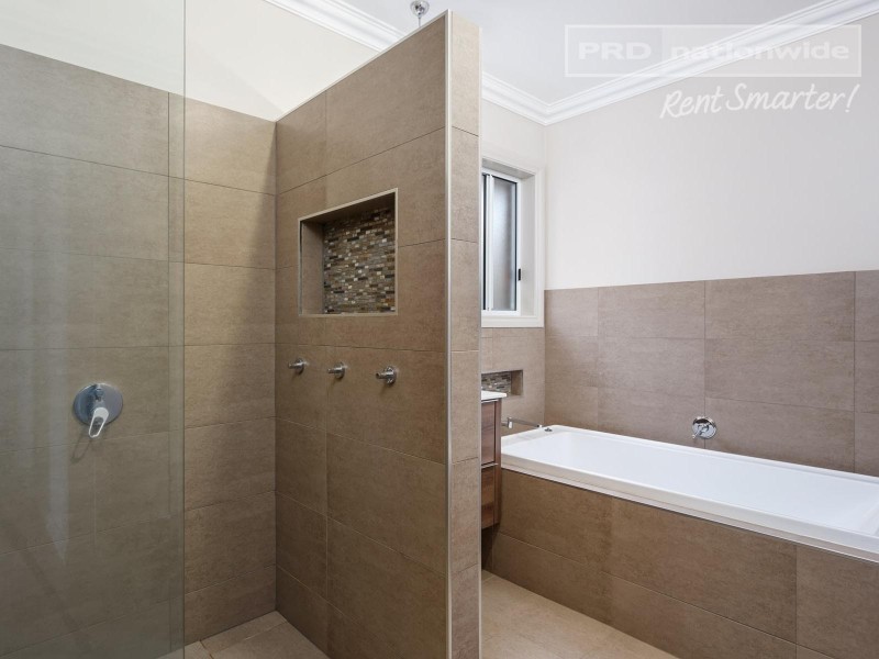 30 Flack Street, Boorooma NSW 2650