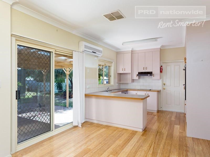 45 Lamilla Street, Glenfield Park NSW 2650