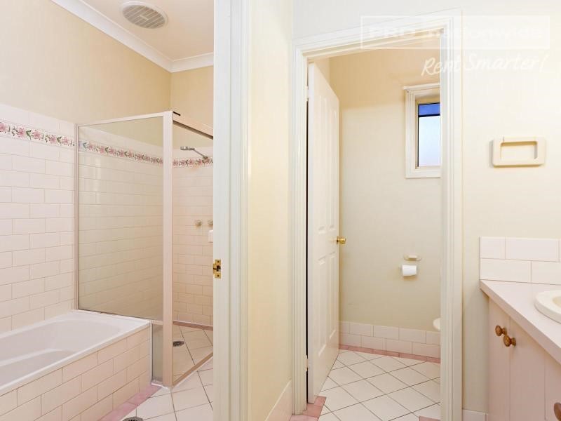 45 Lamilla Street, Glenfield Park NSW 2650