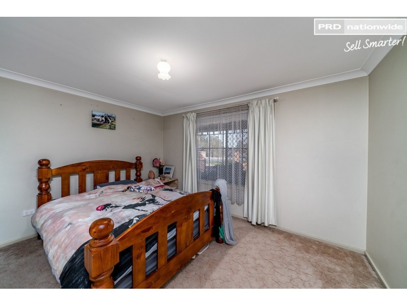 1/3 Travers Street, Wagga Wagga NSW 2650