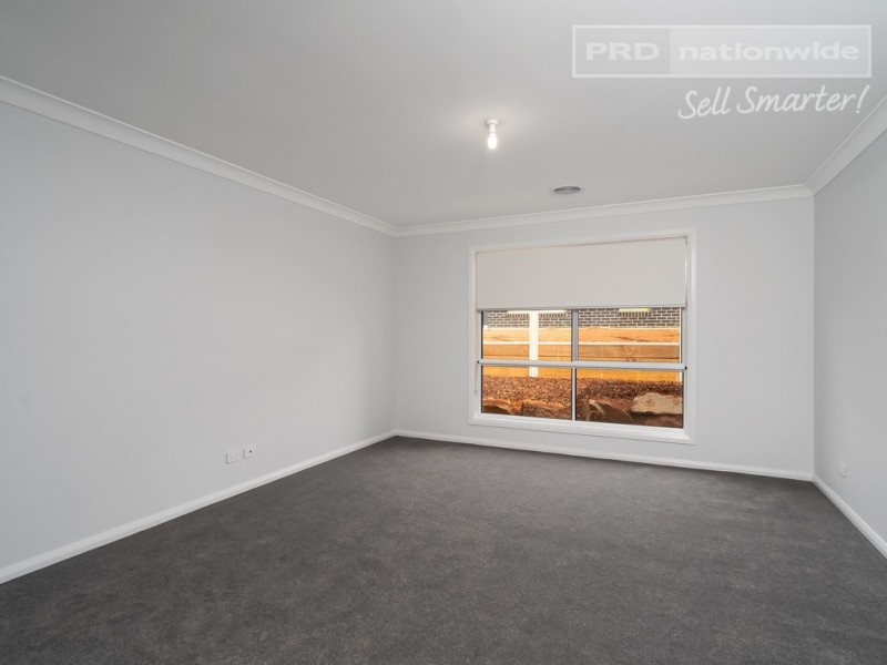 43 Muttama Parade, Gobbagombalin NSW 2650