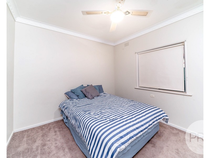 1 Waranga Avenue, Mount Austin NSW 2650