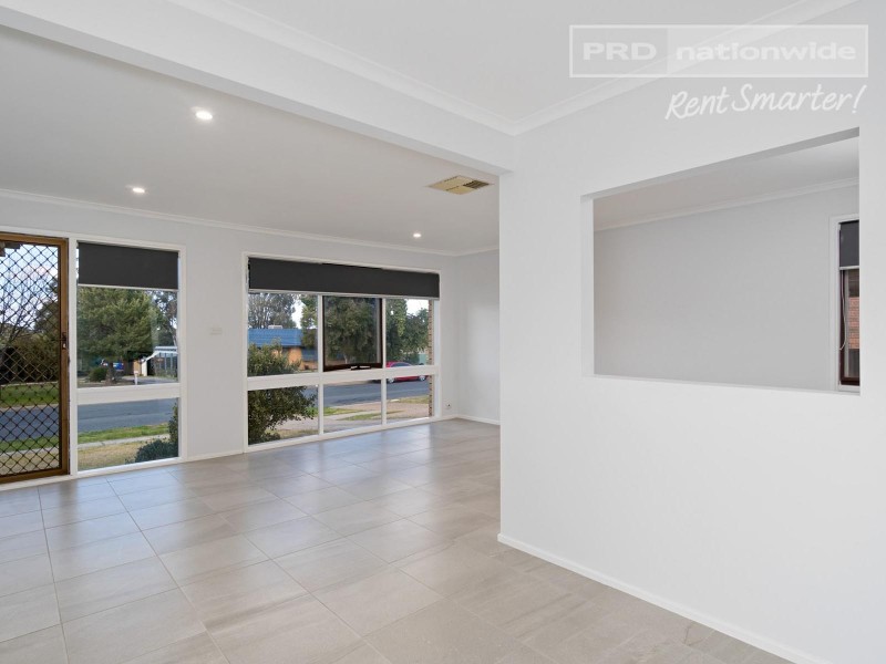 6 Pugsley Avenue, Estella NSW 2650
