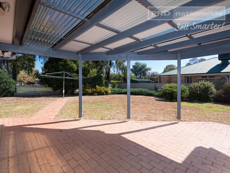 6 Hurd Street, Ashmont NSW 2650