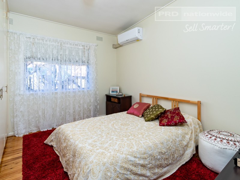 194 Bourke Street, Mount Austin NSW 2650