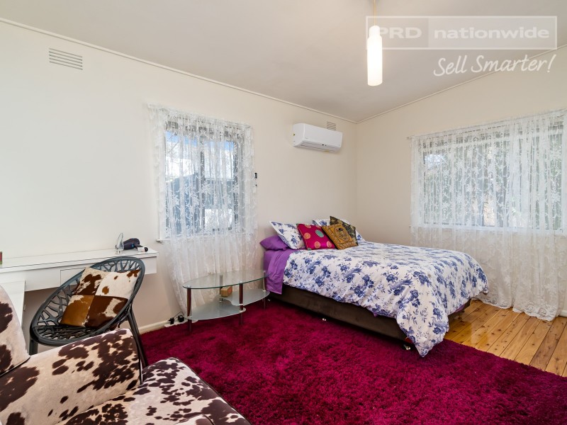 194 Bourke Street, Mount Austin NSW 2650