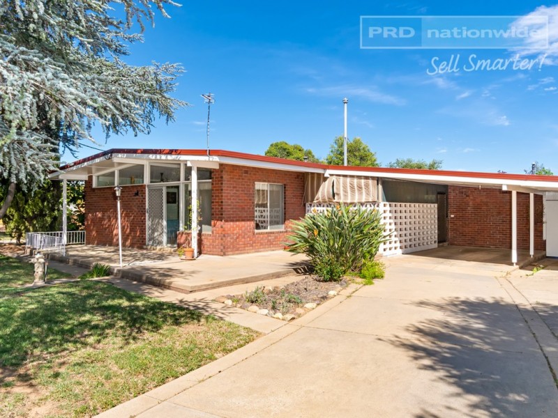 194 Bourke Street, Mount Austin NSW 2650