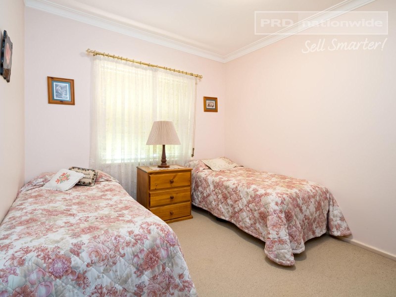 20 Freyberg Street, Ashmont NSW 2650