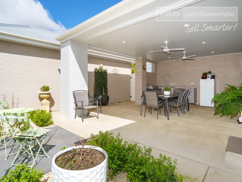 20 Sullivan Avenue, Wagga Wagga NSW 2650