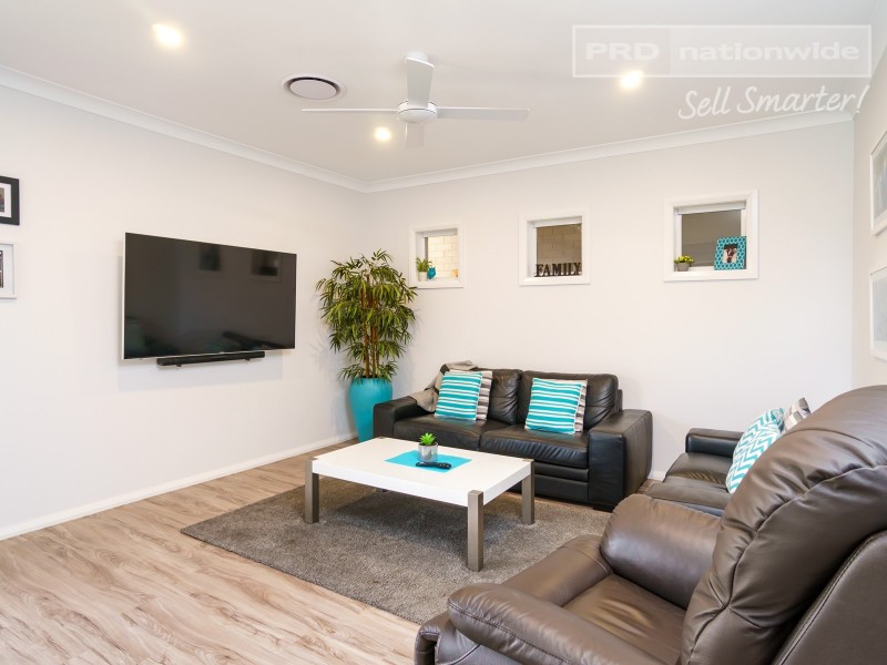20 Sullivan Avenue, Wagga Wagga NSW 2650