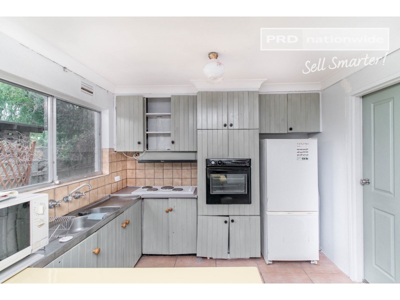 9 Lonergan Place, East Wagga Wagga NSW 2650