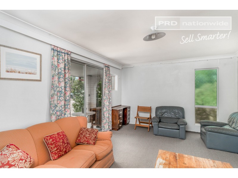 9 Lonergan Place, East Wagga Wagga NSW 2650