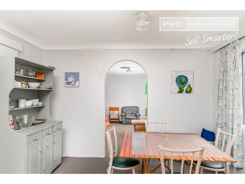 9 Lonergan Place, East Wagga Wagga NSW 2650