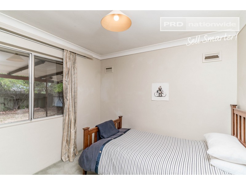 9 Lonergan Place, East Wagga Wagga NSW 2650