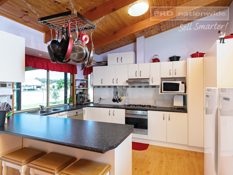 52 Scott Street, The Rock NSW 2655