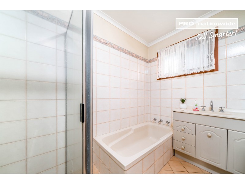 21 Bandera Avenue, Glenfield Park NSW 2650