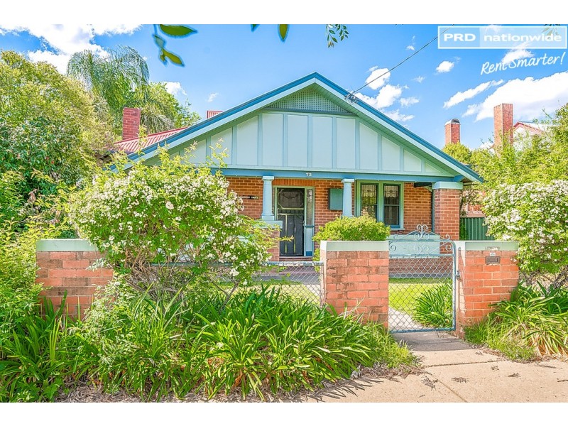 73 Brookong Avenue, Wagga Wagga NSW 2650
