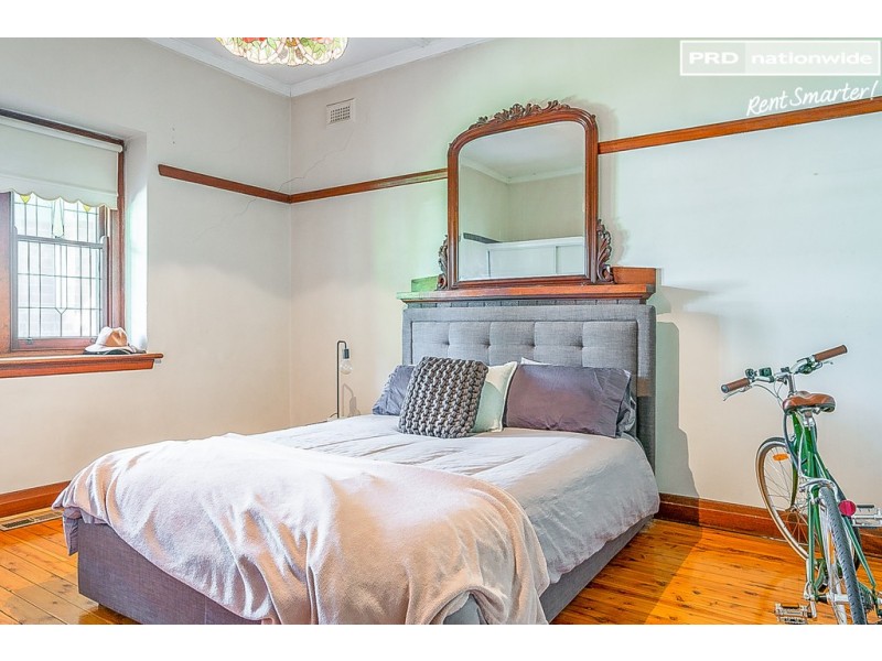 73 Brookong Avenue, Wagga Wagga NSW 2650