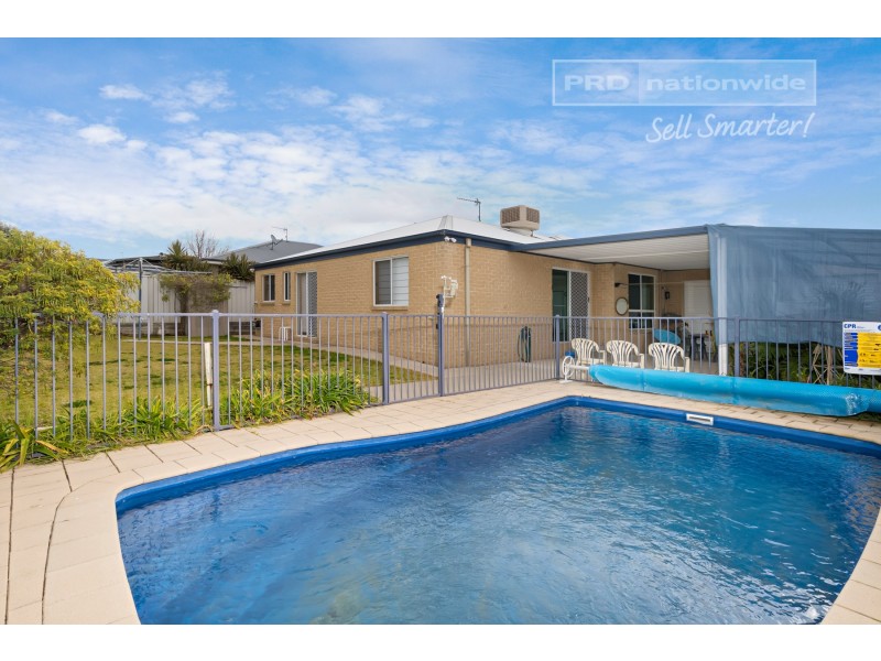 13 Dundale Crescent, Estella NSW 2650