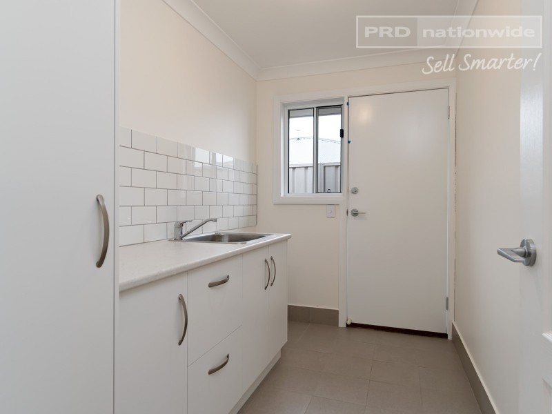 13 Coppabella Drive, Gobbagombalin NSW 2650