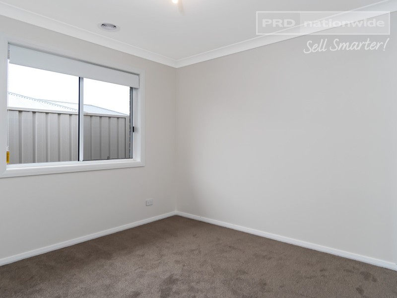 13 Coppabella Drive, Gobbagombalin NSW 2650