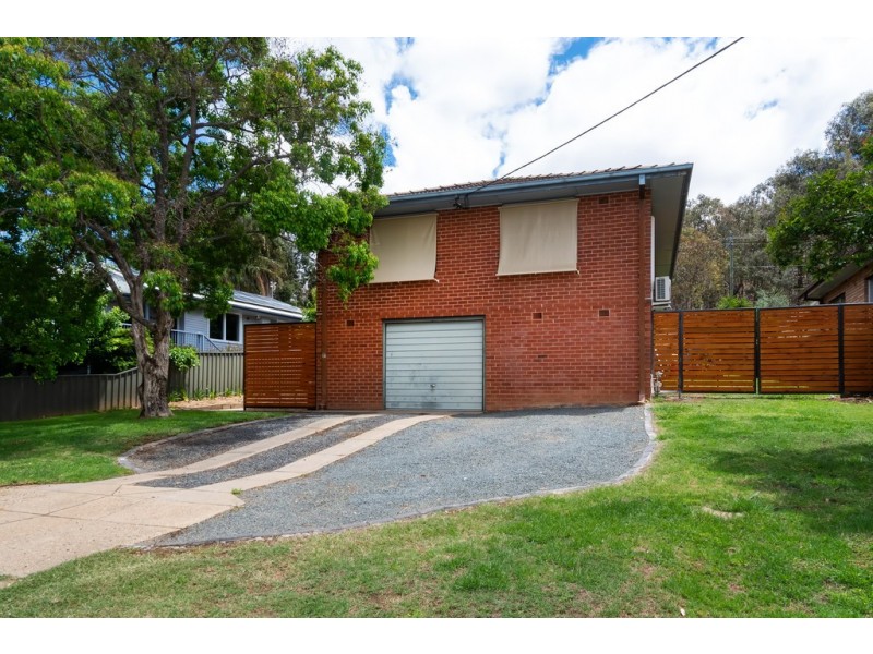 82 Warrawong Street, Kooringal NSW 2650