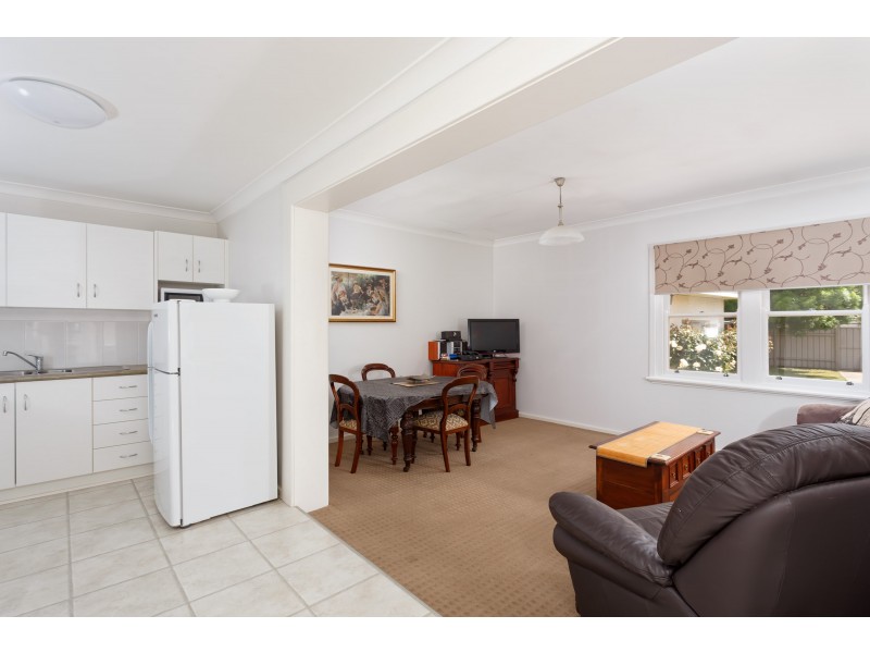 2/86 Peter Street, Wagga Wagga NSW 2650