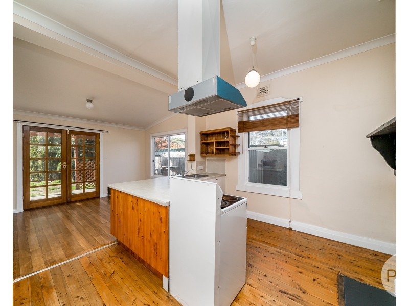 5 John Street, The Rock NSW 2655