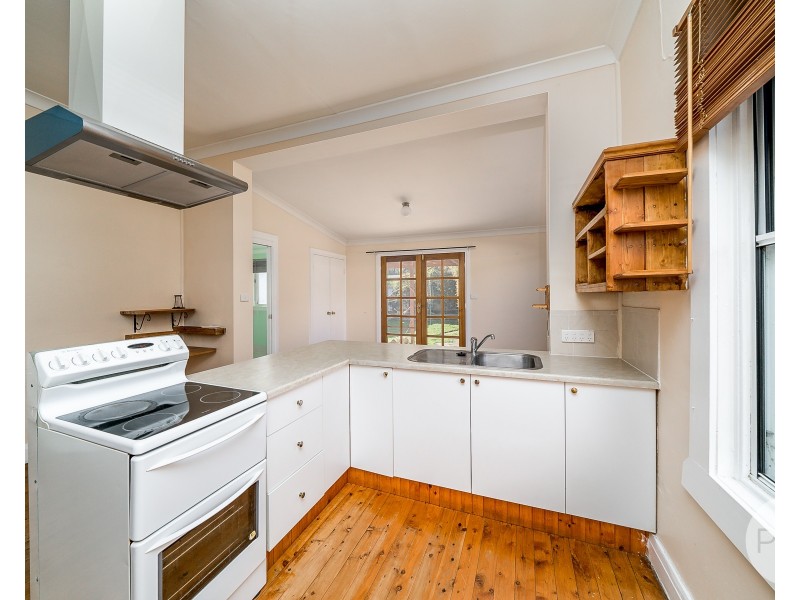 5 John Street, The Rock NSW 2655