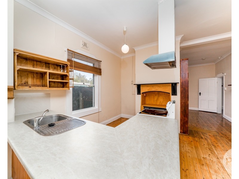 5 John Street, The Rock NSW 2655