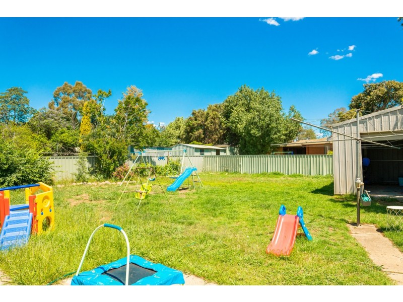 99 Raye Street, Tolland NSW 2650