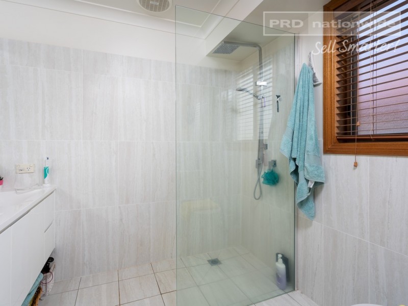 34 Nunkeri Street, Glenfield Park NSW 2650
