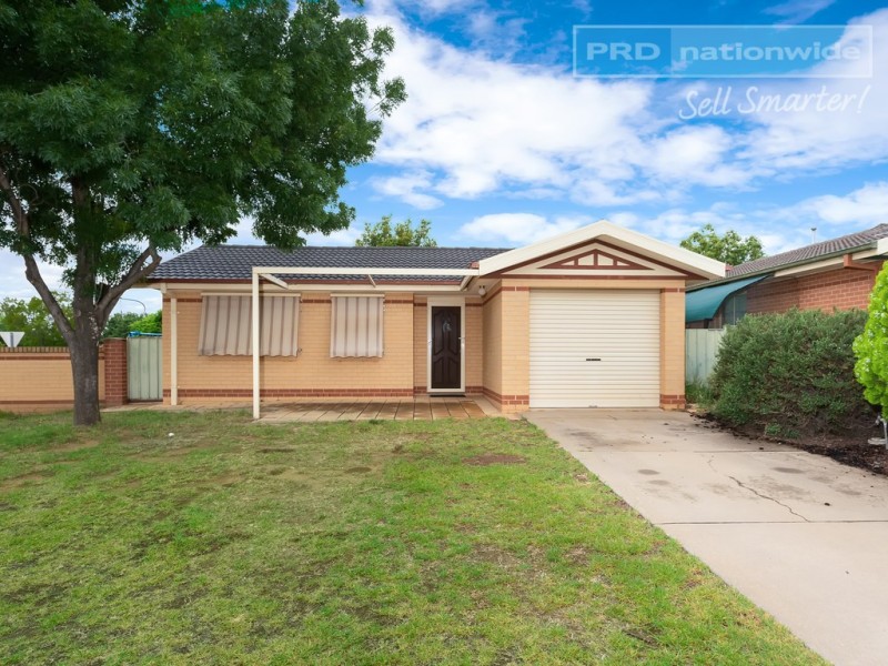 40 Girraween Mews, Glenfield Park NSW 2650