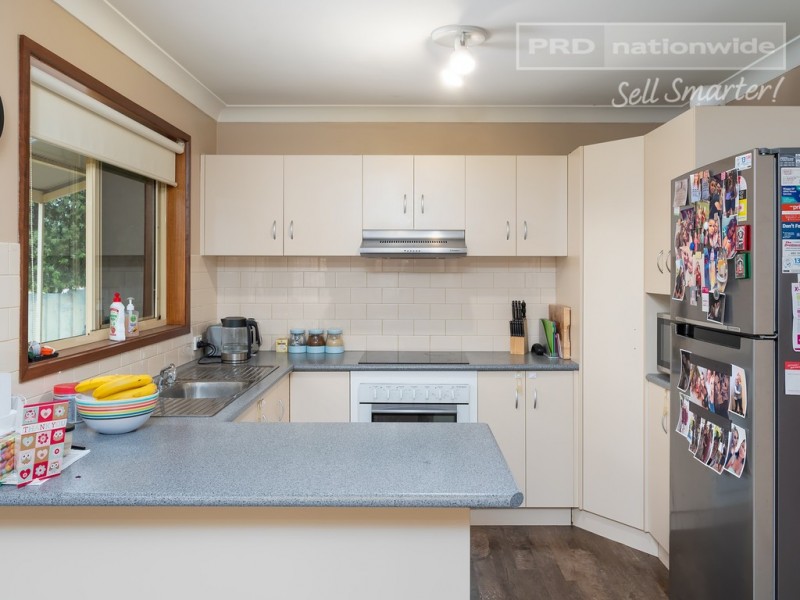 40 Girraween Mews, Glenfield Park NSW 2650
