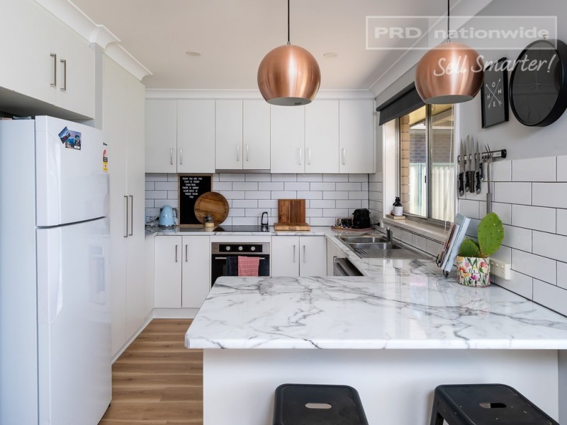 31 Walana Crescent, Kooringal NSW 2650