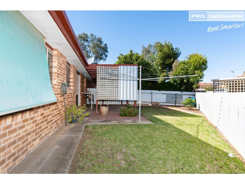2/9 Travers Street, Wagga Wagga NSW 2650