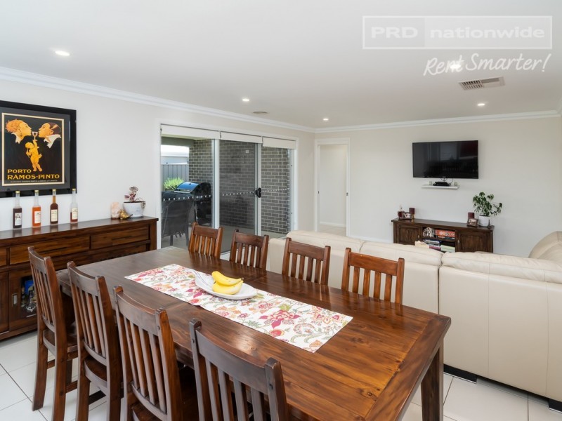 19 Kellerman Crescent, Boorooma NSW 2650