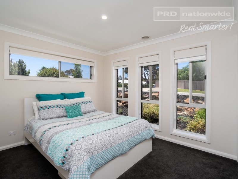 19 Kellerman Crescent, Boorooma NSW 2650