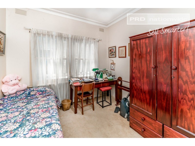12 Nilma Avenue, Mount Austin NSW 2650