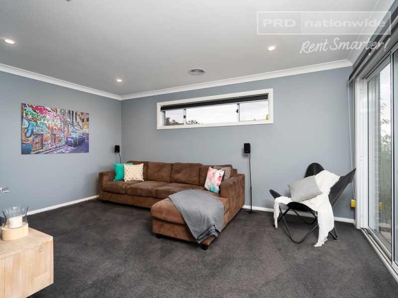 4 Pooginook Place, Bourkelands NSW 2650