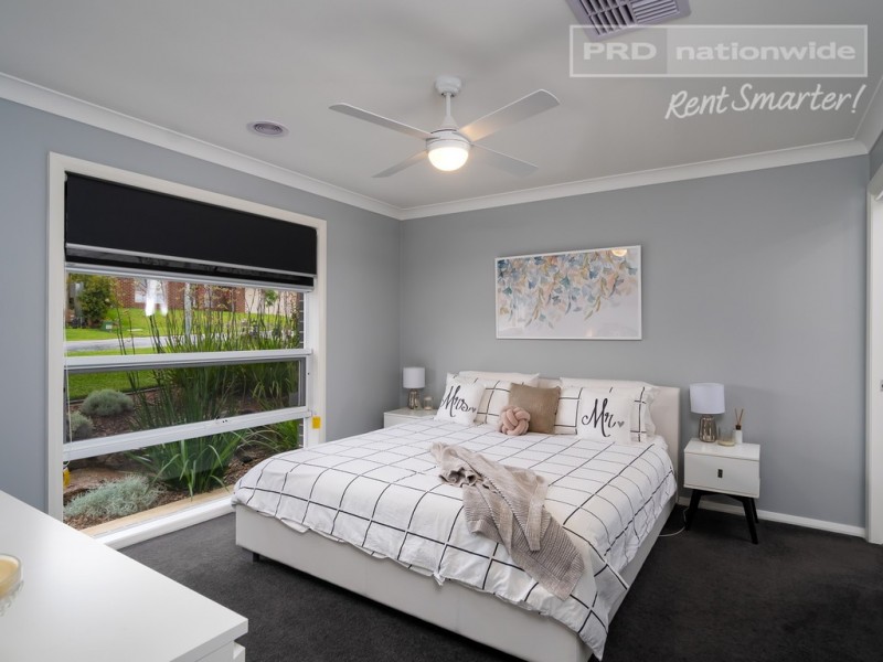 4 Pooginook Place, Bourkelands NSW 2650