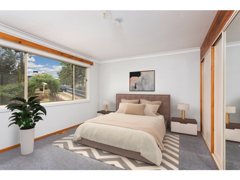 14 Condon Avenue, Mount Austin NSW 2650