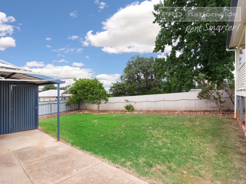 14 Condon Avenue, Mount Austin NSW 2650