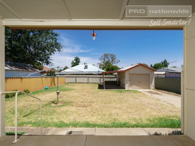 20 Heath Street, Turvey Park NSW 2650